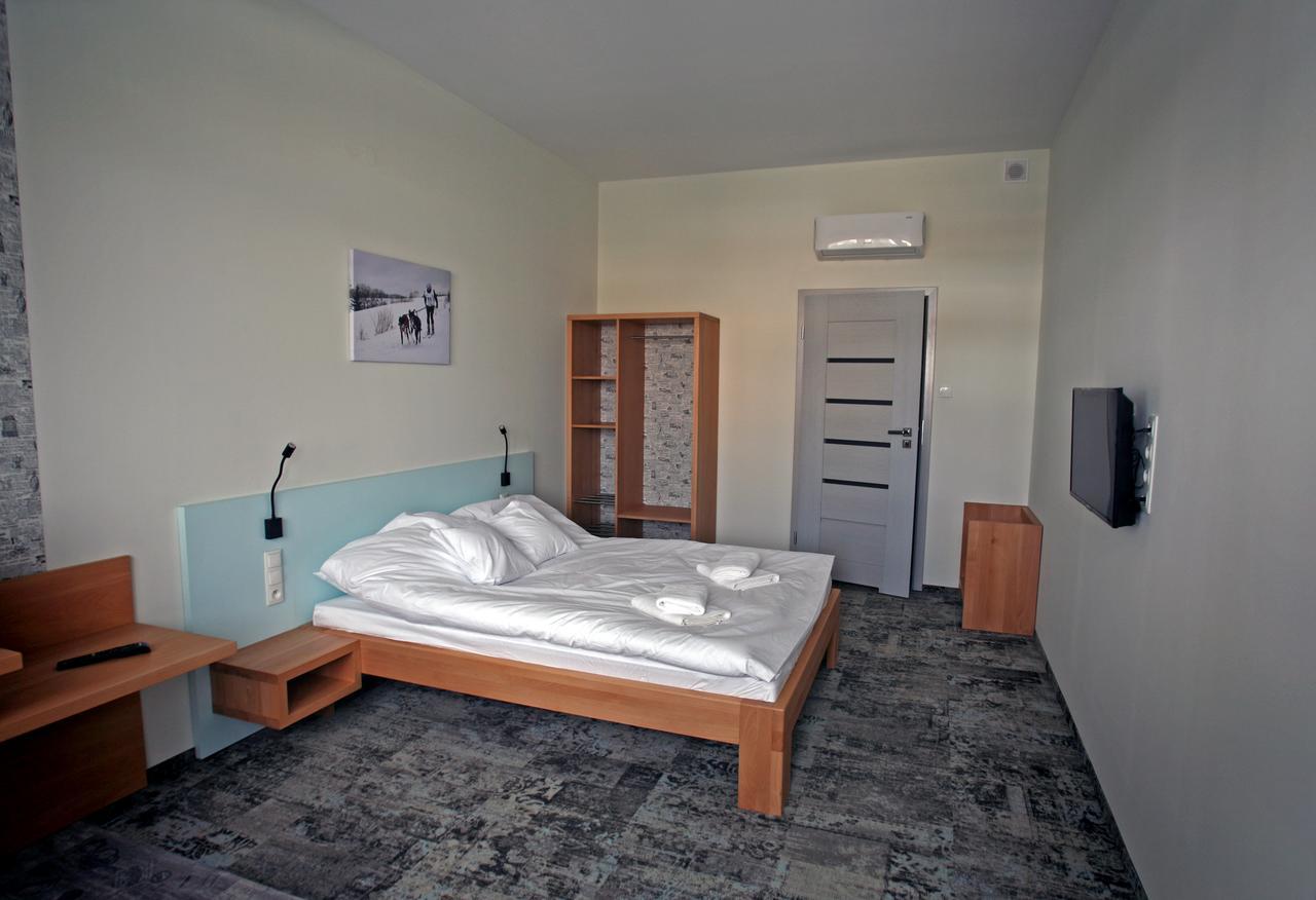 Motelik Grosar กอร์ลิเซอ ภายนอก รูปภาพ