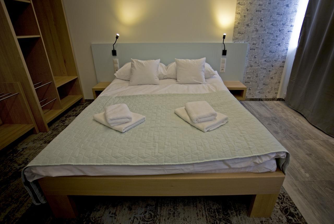 Motelik Grosar กอร์ลิเซอ ภายนอก รูปภาพ